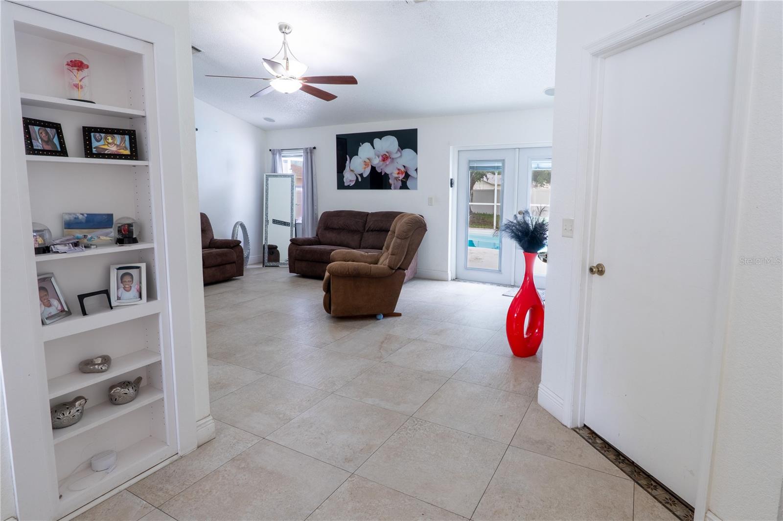 PARADISE PLACE - Residential