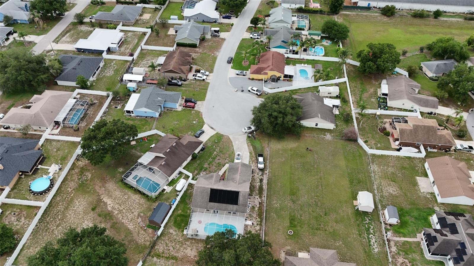 PARADISE PLACE - Residential