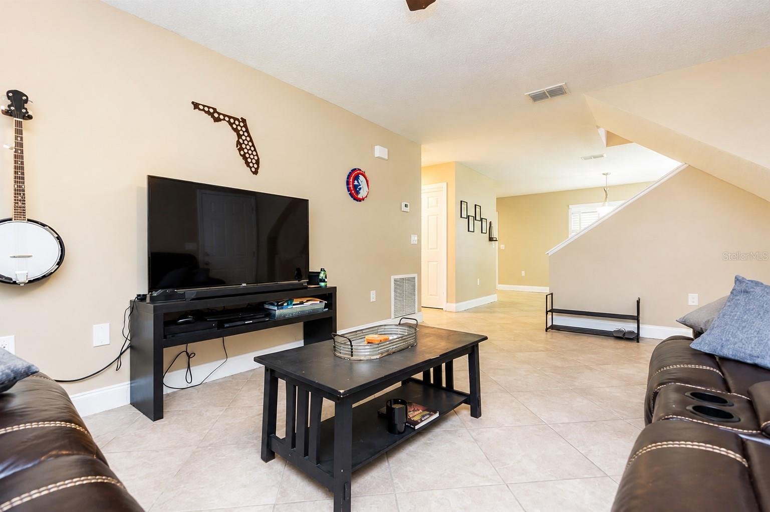 7504 GADSDEN DRIVE