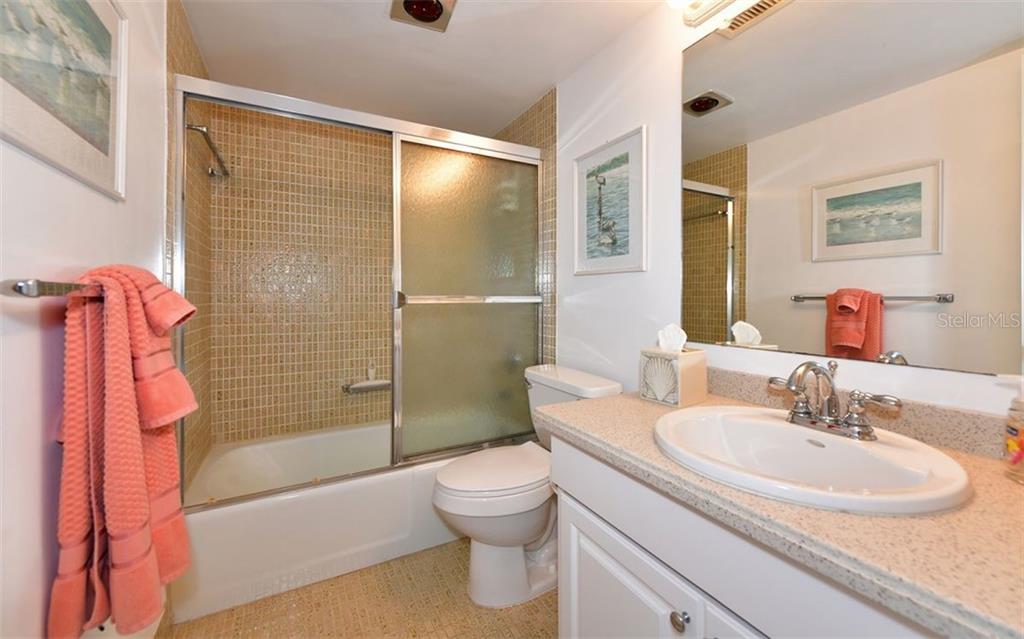SIESTA HARBOR SEC 2 - Residential Lease