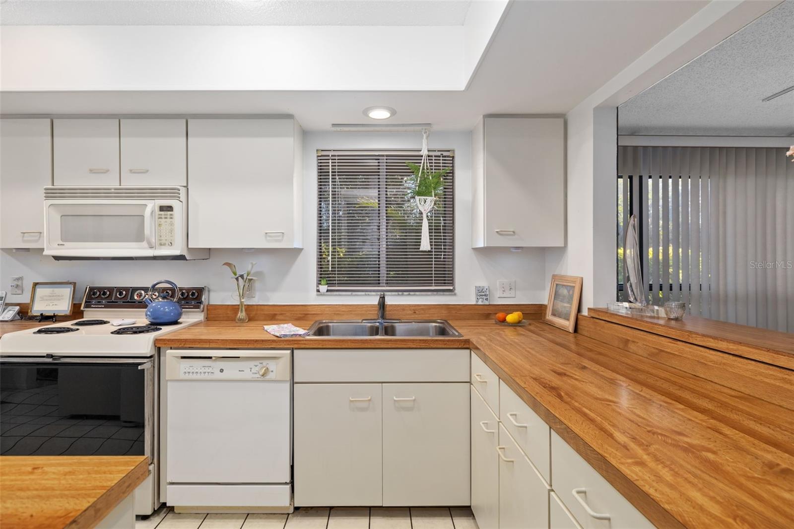 6650 SCHOONER BAY CIRCLE 6650