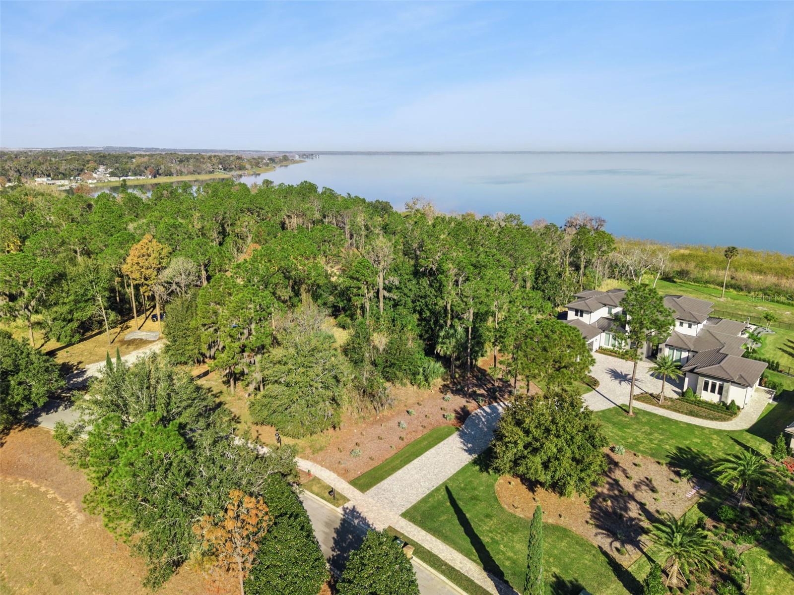 BELLA COLLINA SUB - Land