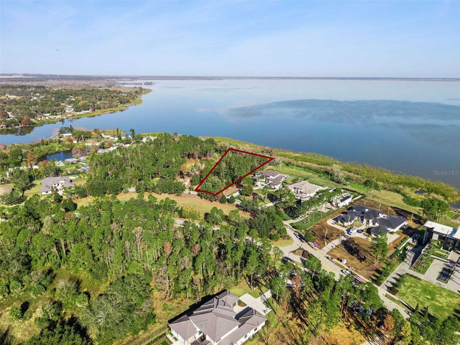 BELLA COLLINA SUB - Land