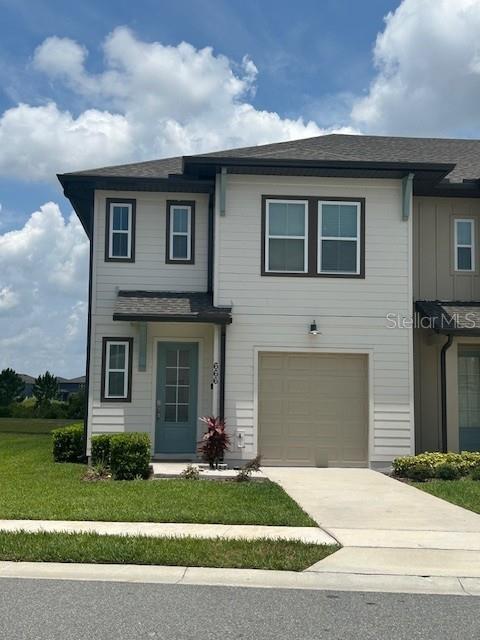 Resort style living in this 3 bedroom 2.5 bathroom town home, fully furnished. Single car garage. Close to Champions Gate Downtown, with shops restaurants and easy access to I4. Amenities, resort style pool, fitness center, on site restaurant, ice cream pallor, coffee shop. mini golf.
The rent includes lawn care.