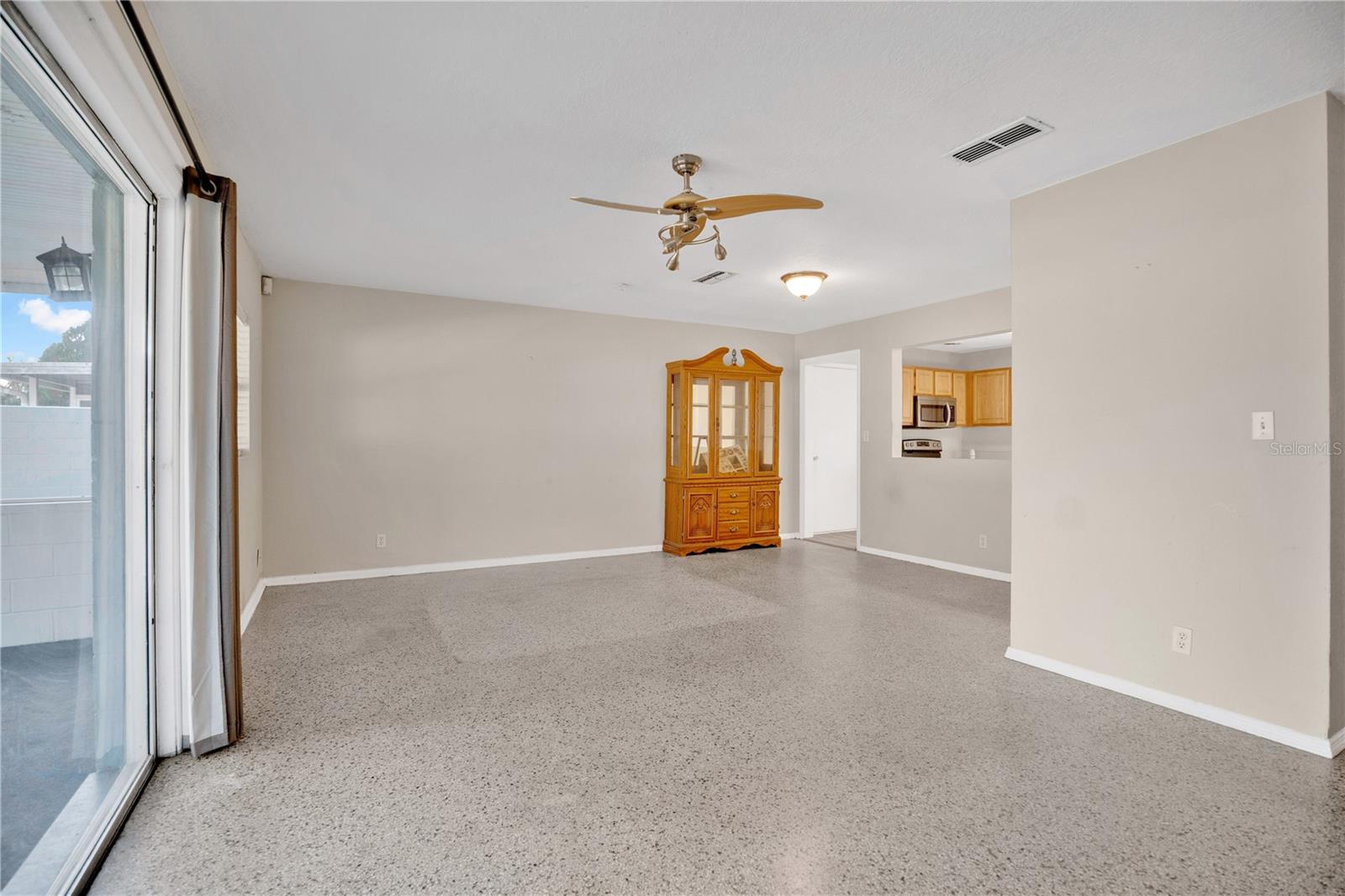 Casas a venda 4 - Jen Dantas 3245 SAGAMORE STREET