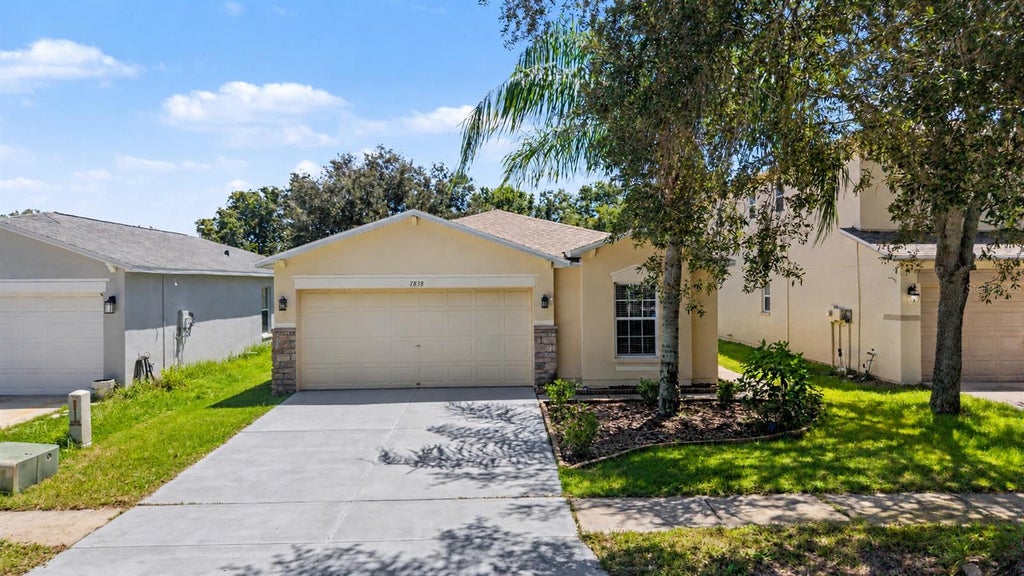 Photo of 7838 Carriage Pointe Drive, Gibsonton, FL 33534 (MLS # TB8540350)