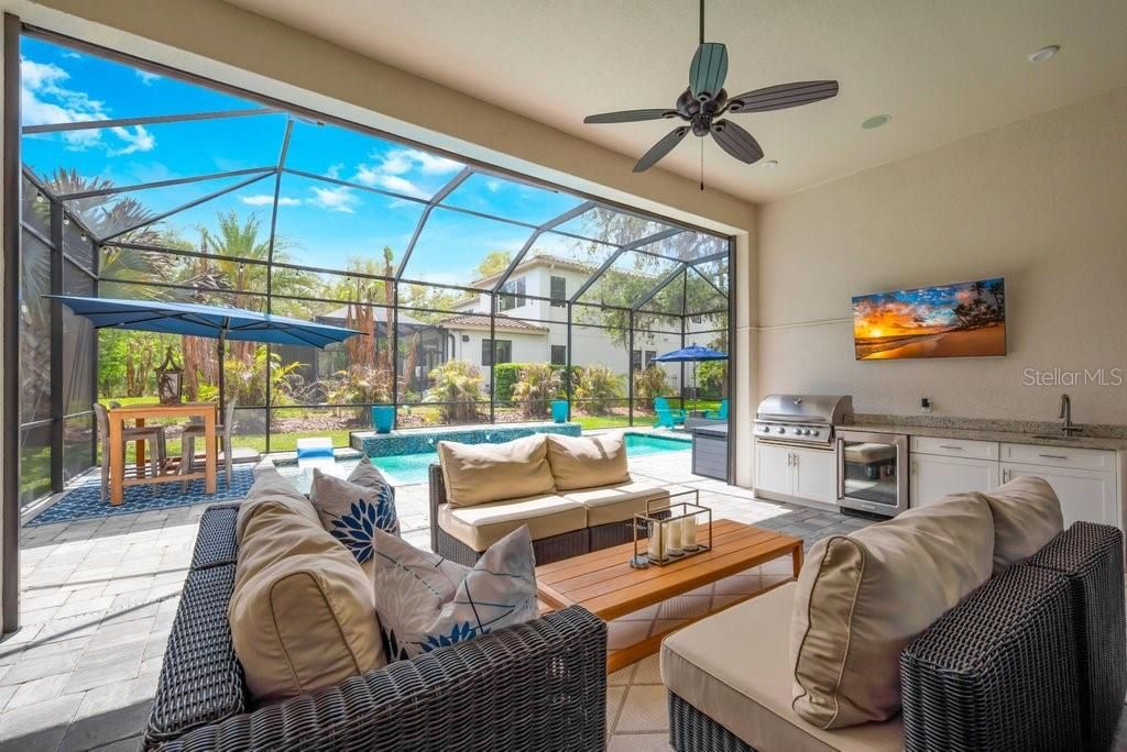 Photo of 5321 Osprey Ridge Drive, Lithia, FL 33547 (MLS # TB8495390)