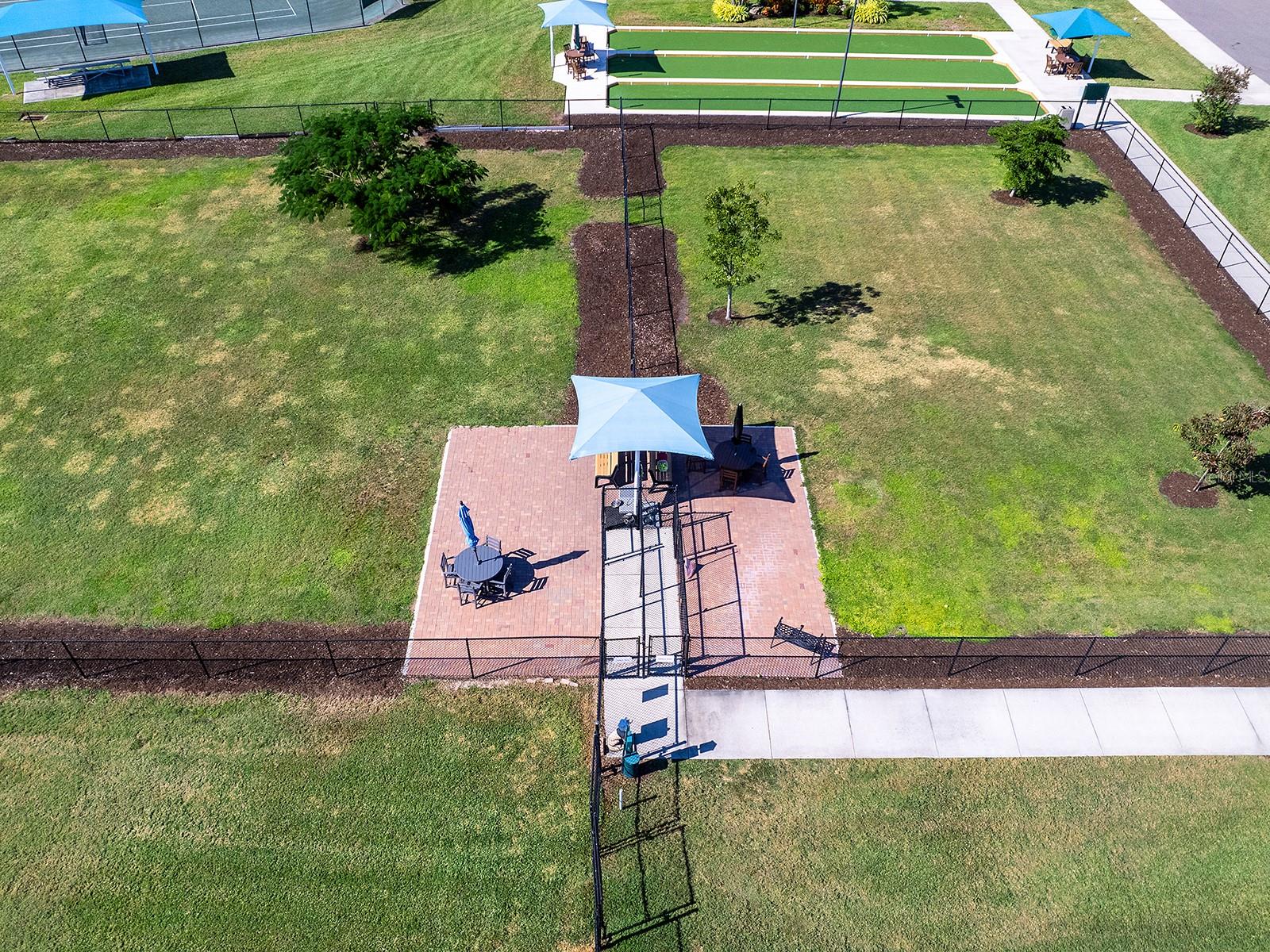 RIVERWOOD - Residential