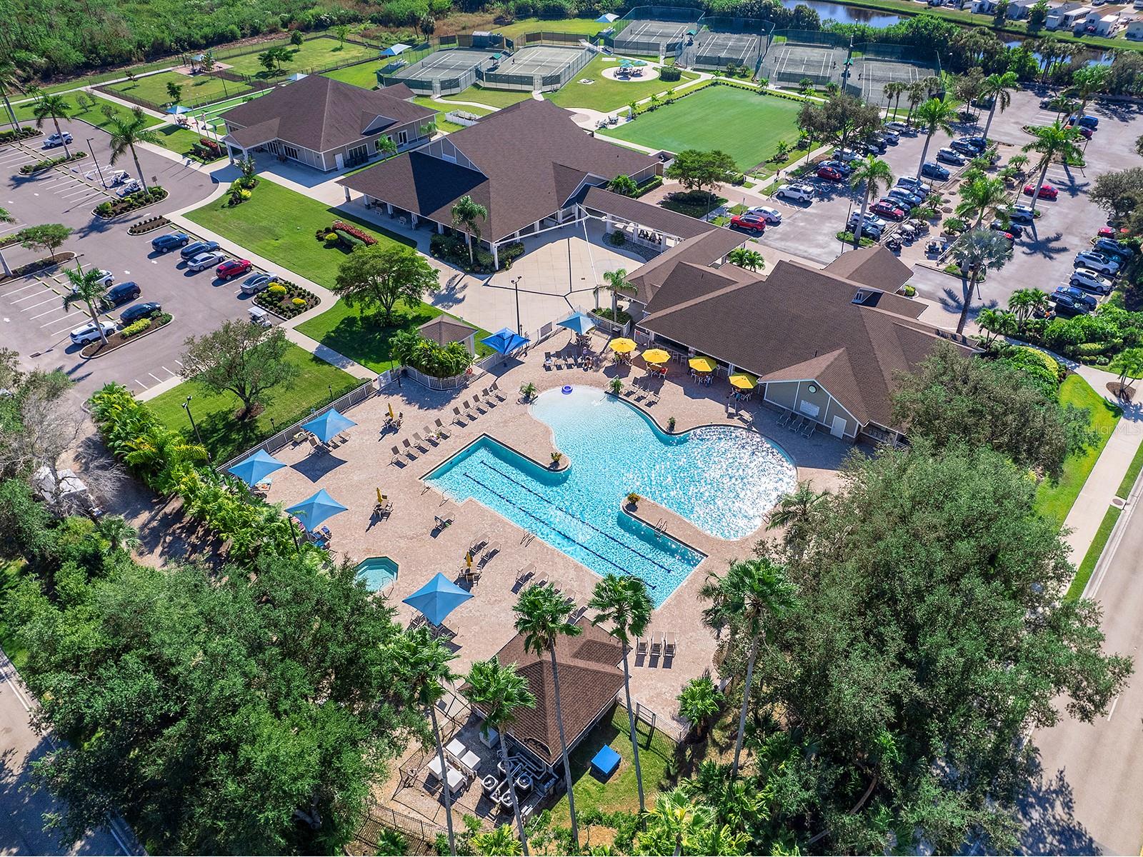 RIVERWOOD - Residential