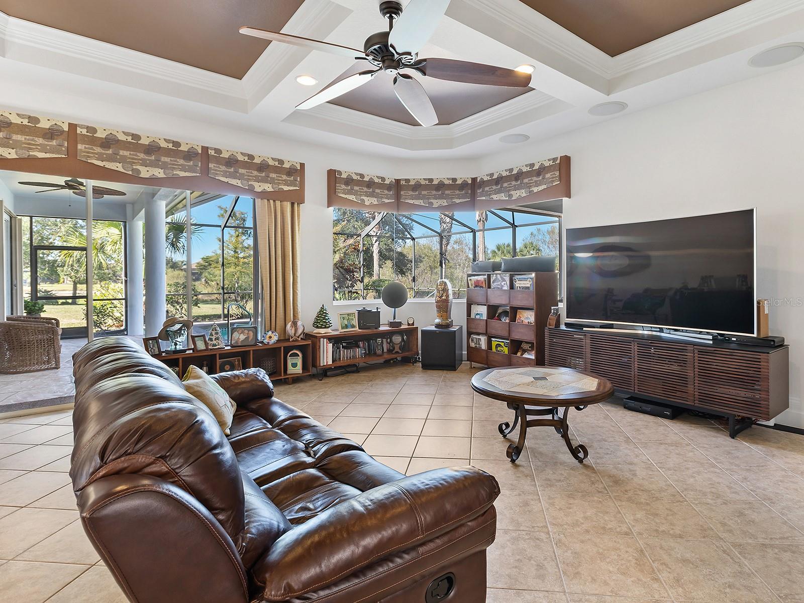 RIVERWOOD - Residential