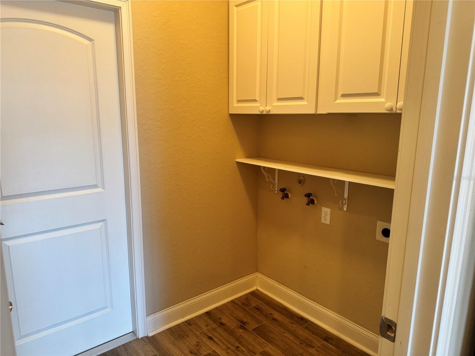 FAIRWAY OAKS FIRST ADD - Residential
