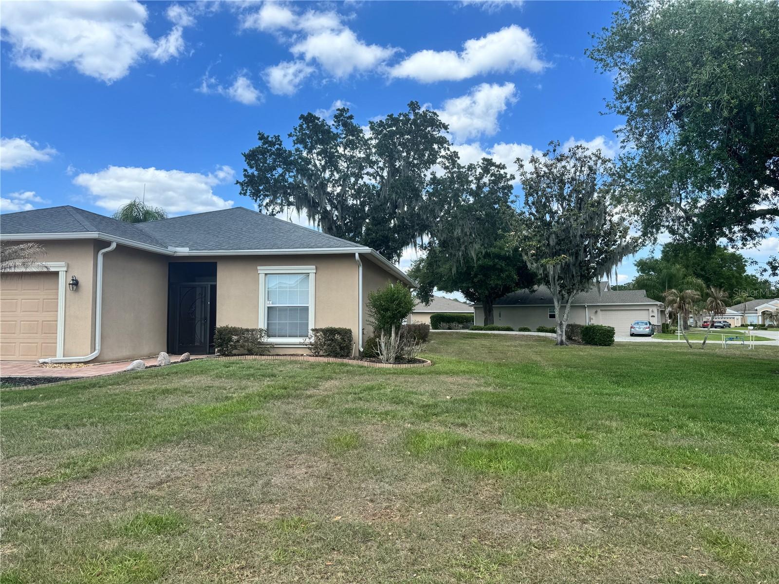 FAIRWAY OAKS FIRST ADD - Residential