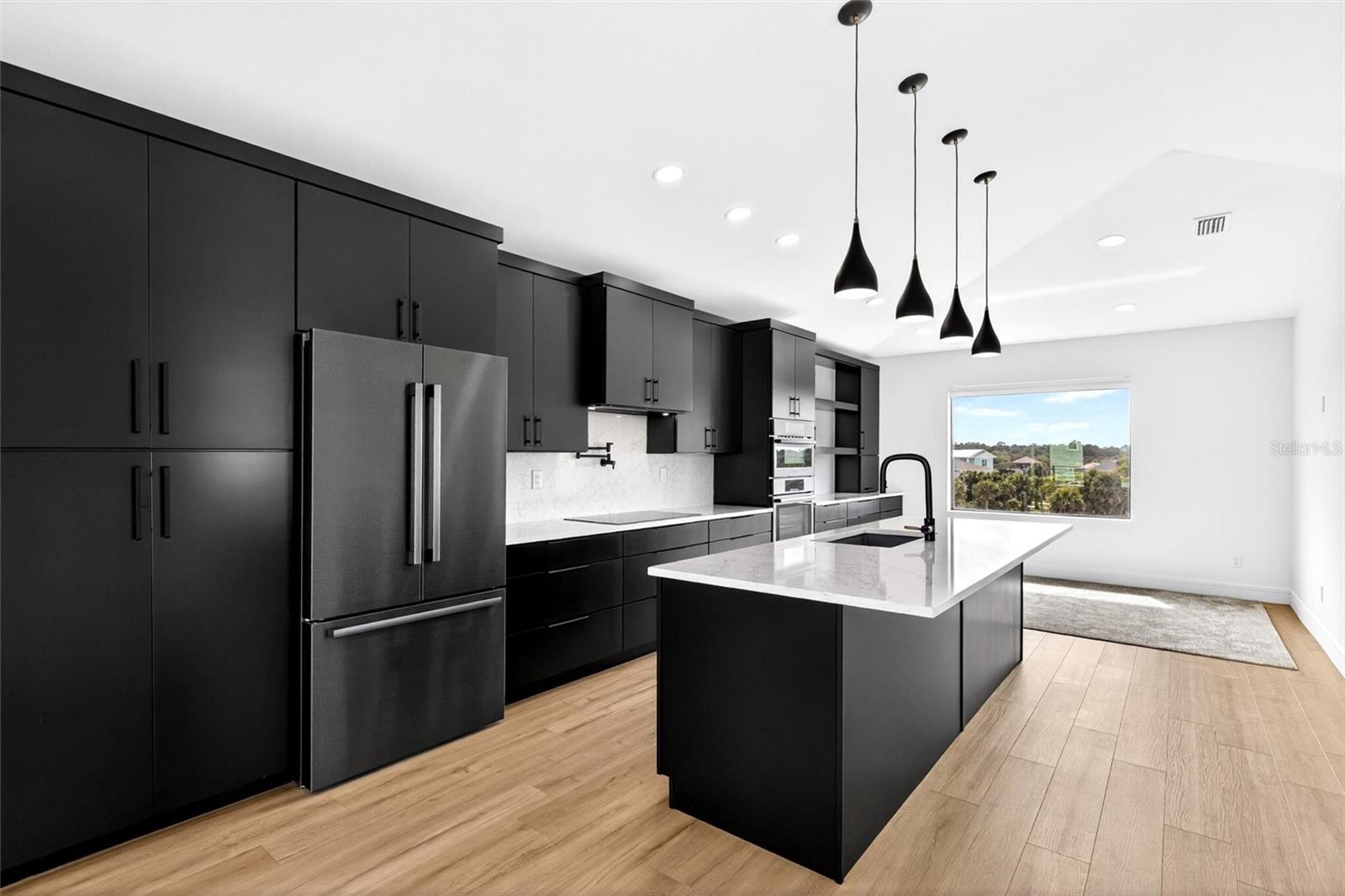 SEASIDE MANOR SUB - Residential