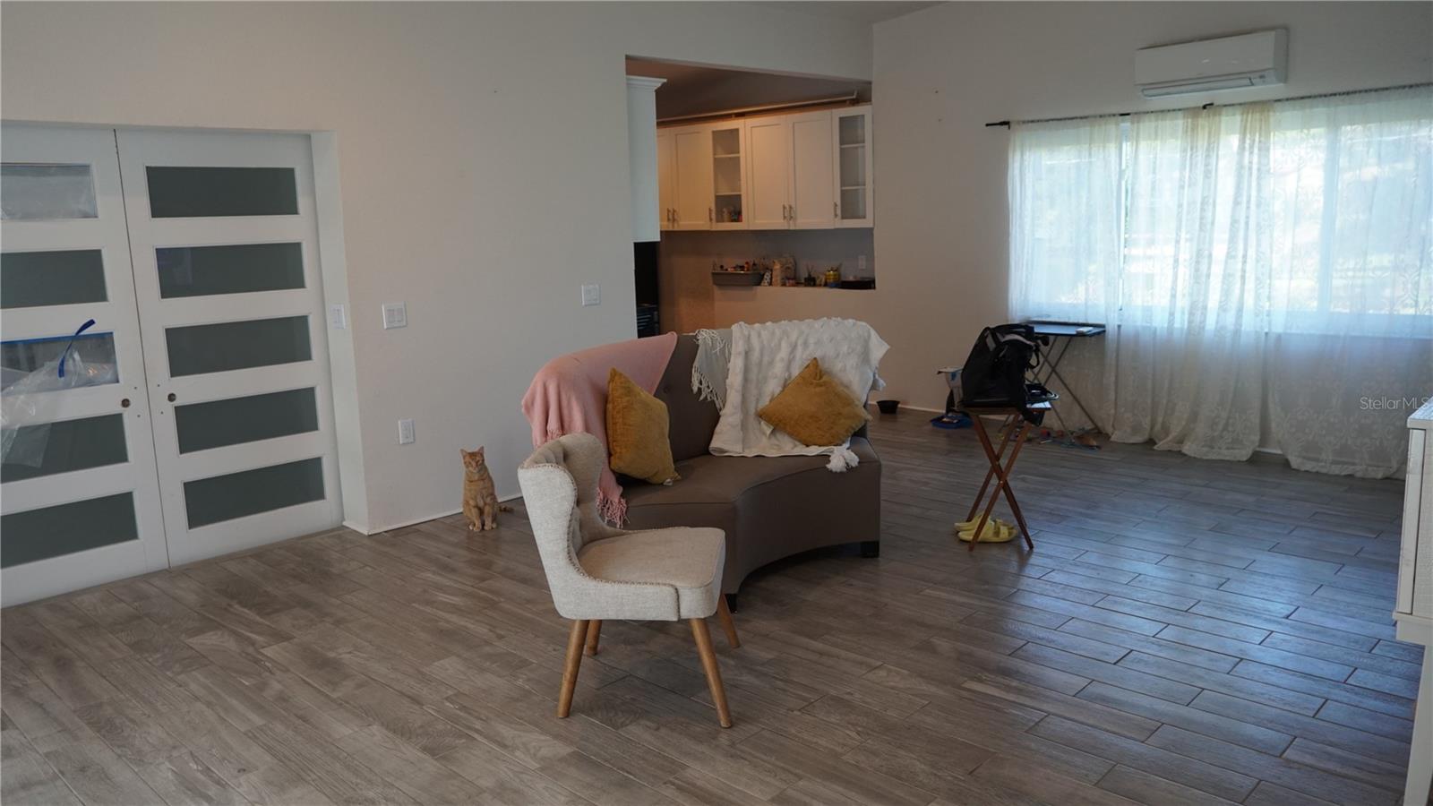 RIVERS EDGE MOBILE HOME - Residential