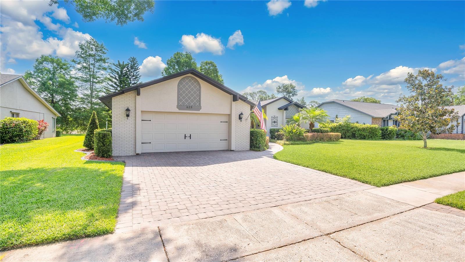 623 TUSKAWILLA POINT LANE