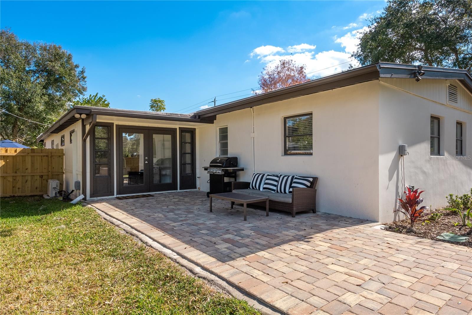 LOMA LINDA PARK - Residential Lease