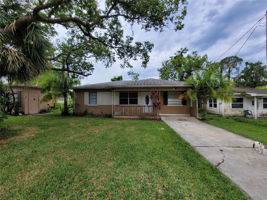 Photo of 2235 Lakeview Street, Lakeland, FL 33801 (MLS # TB8499055)