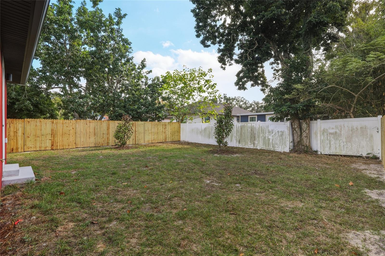 RIVERBEND MANOR - Residential Lease