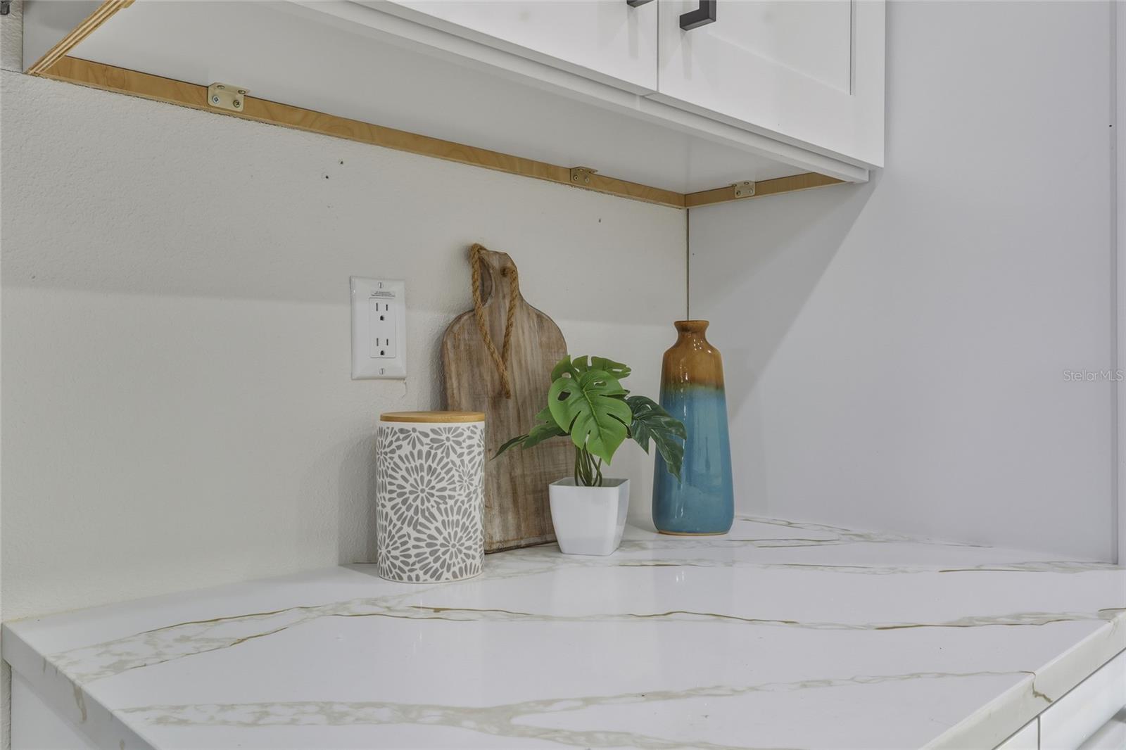 RIVERBEND MANOR - Residential Lease