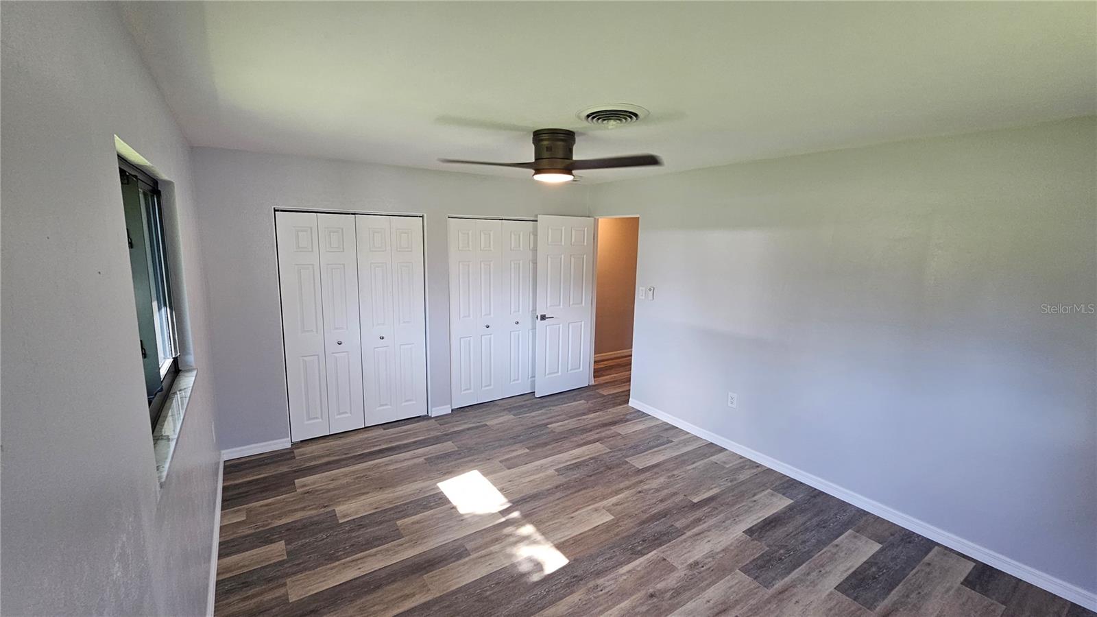 FRST LAKES COUNTRY CLUB ESTATES - Residential Lease