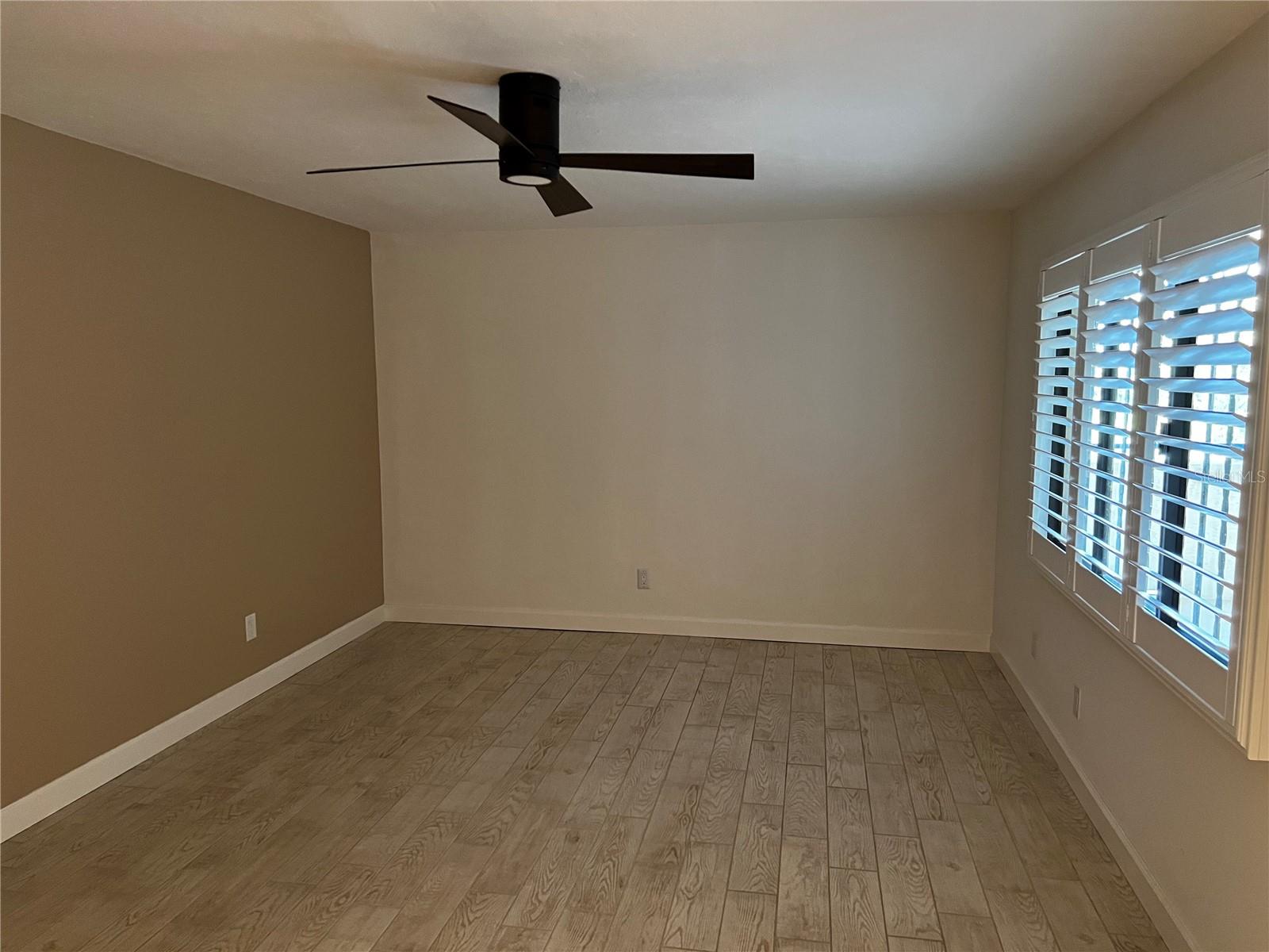 CENTRAL PARK - Residential Lease