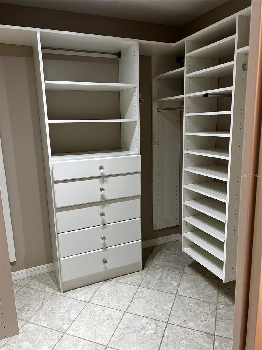 CENTRAL PARK - Residential Lease