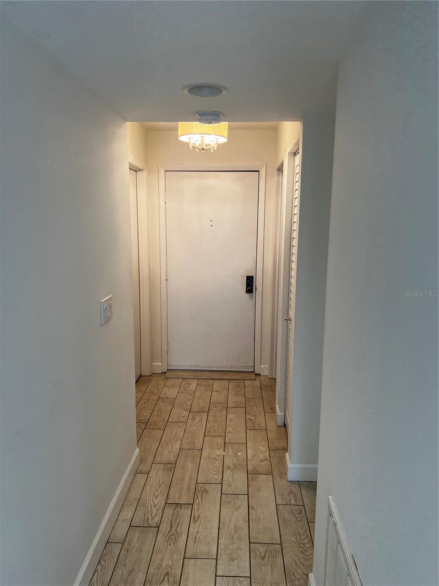 CENTRAL PARK - Residential Lease