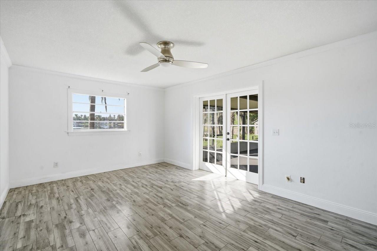 STONEHENGE ESTATES - Residential