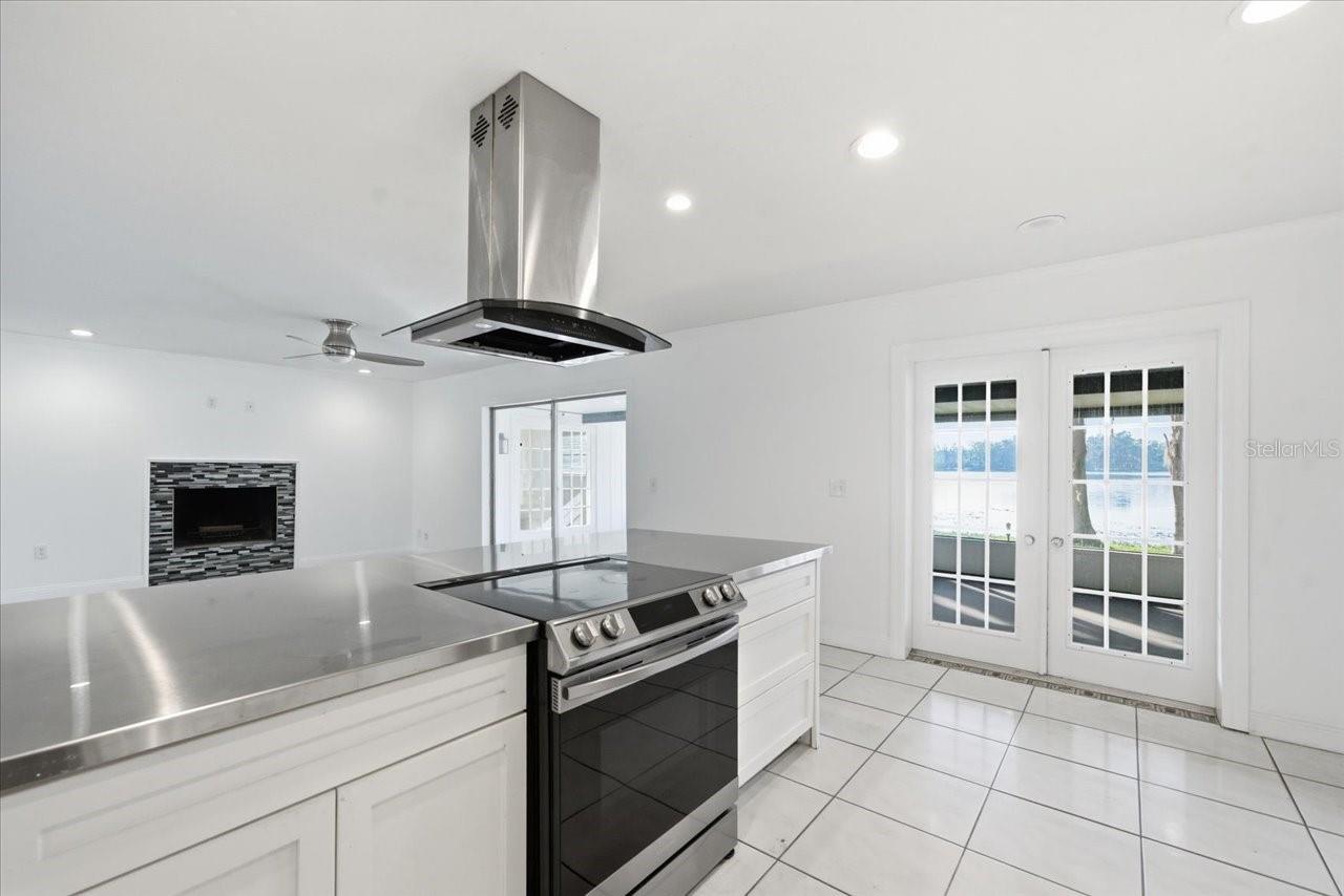 STONEHENGE ESTATES - Residential