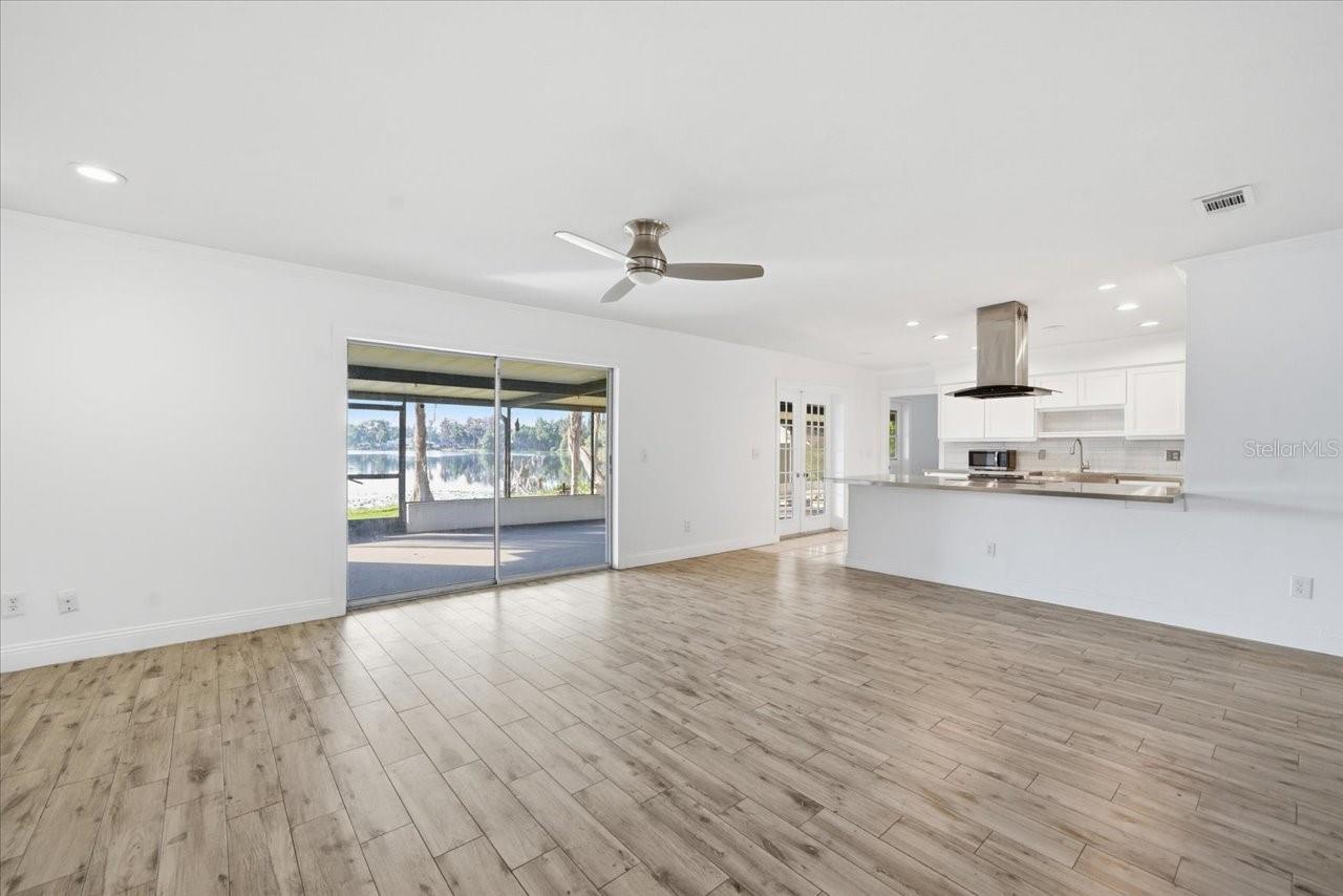 STONEHENGE ESTATES - Residential