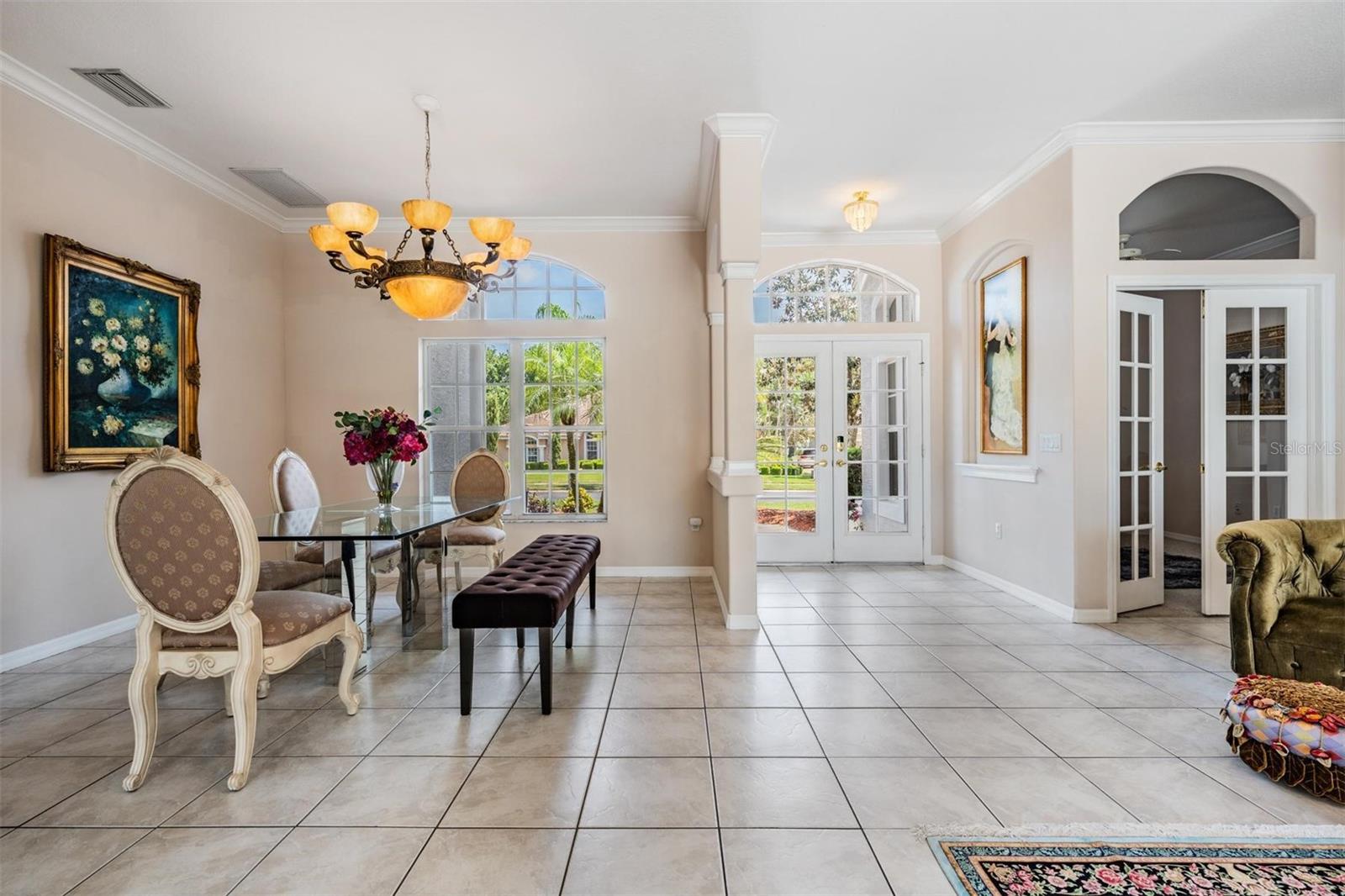 394 TALL OAK TRAIL