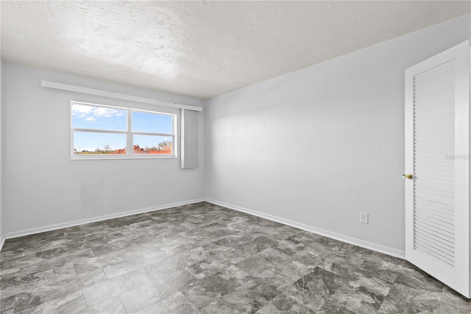 COLUMBIAD PLAZA SUBD - Residential