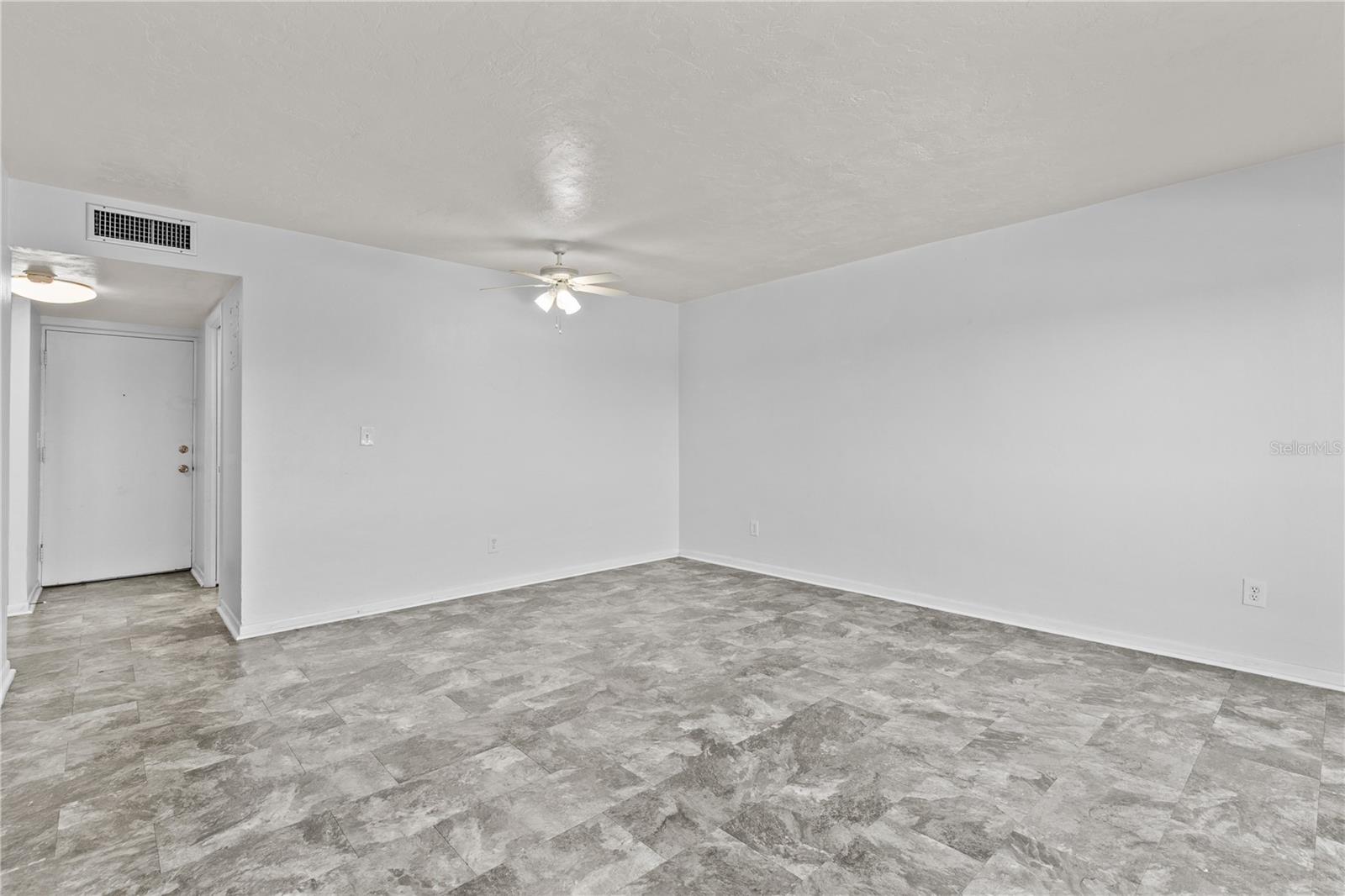 COLUMBIAD PLAZA SUBD - Residential