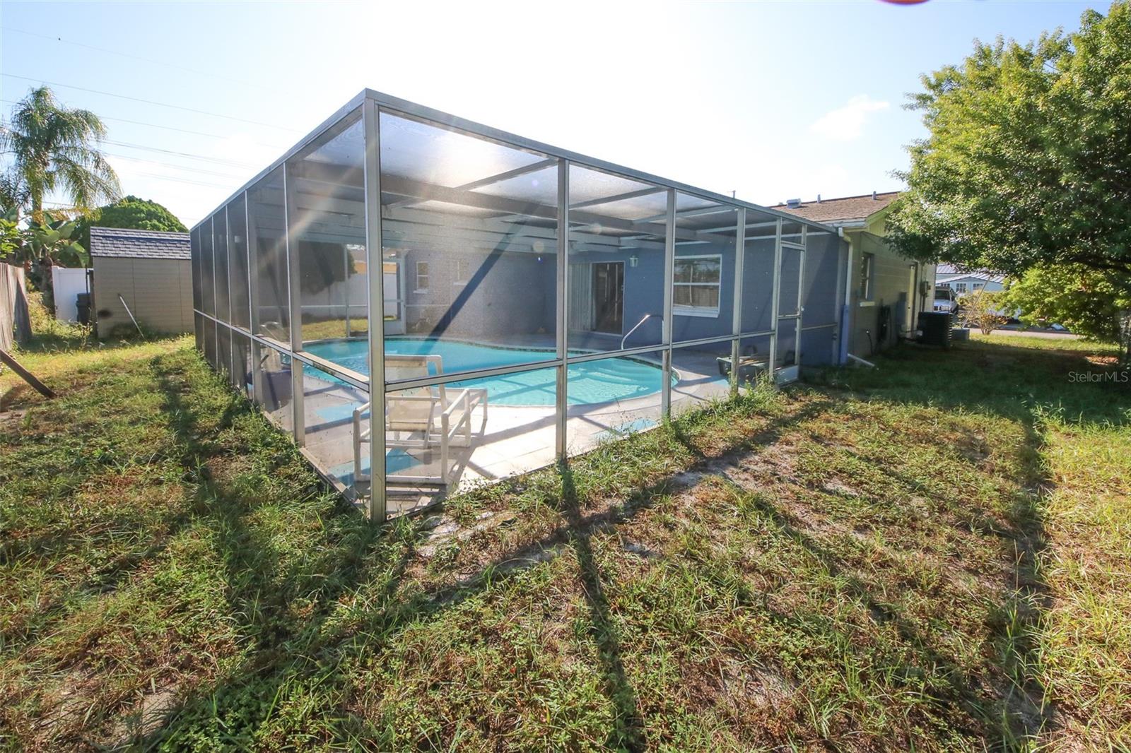 THE LAKES - Residential