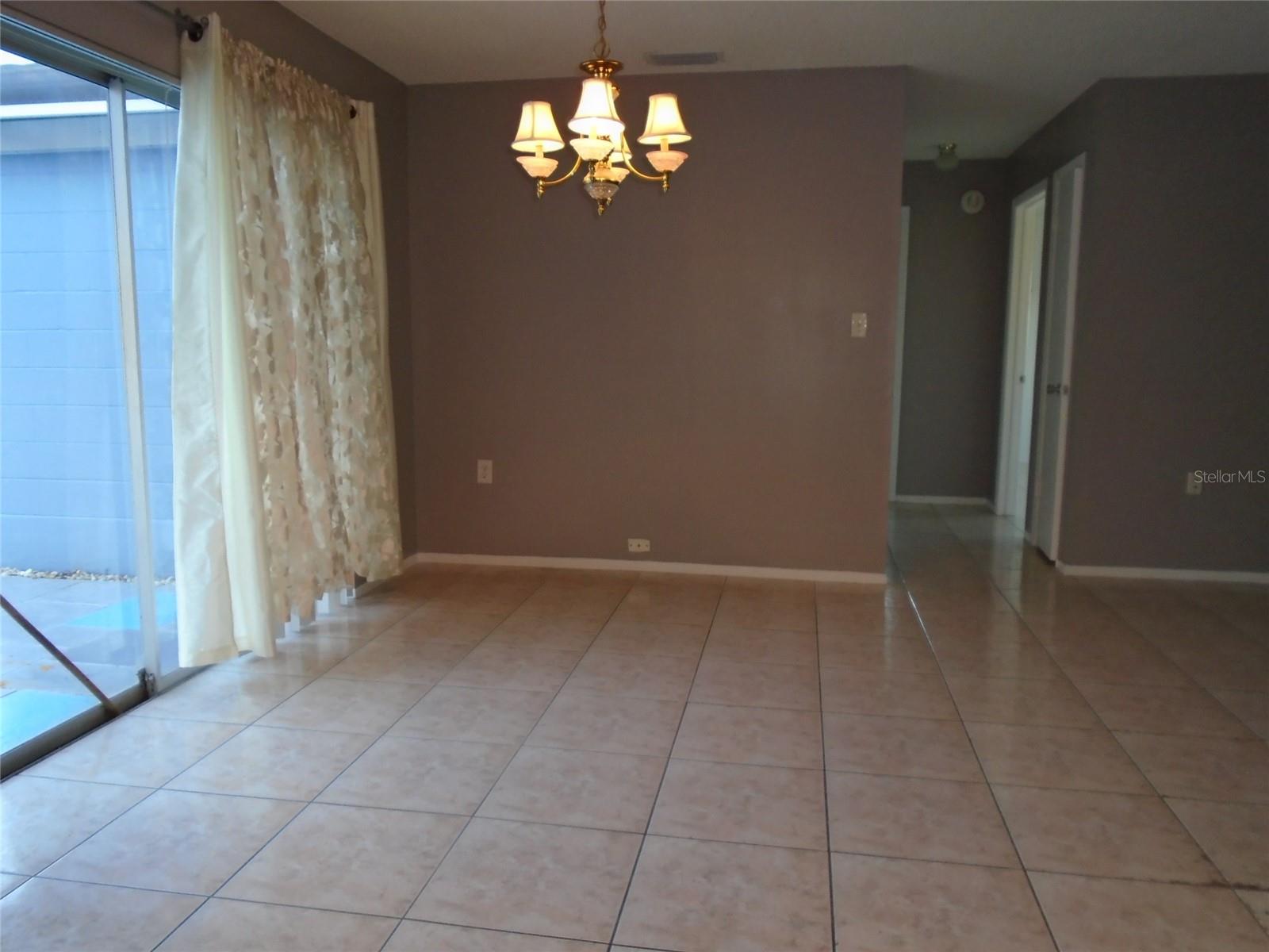 THE LAKES - Residential