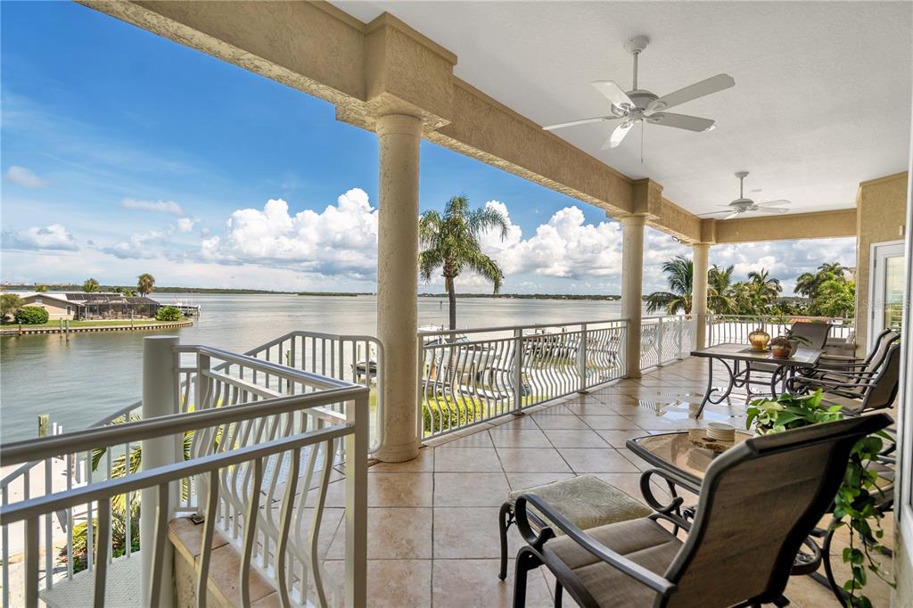 CAPRI ISLE - Residential