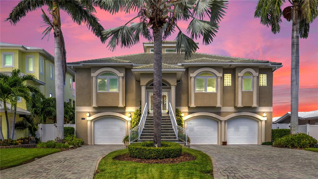 CAPRI ISLE - Residential