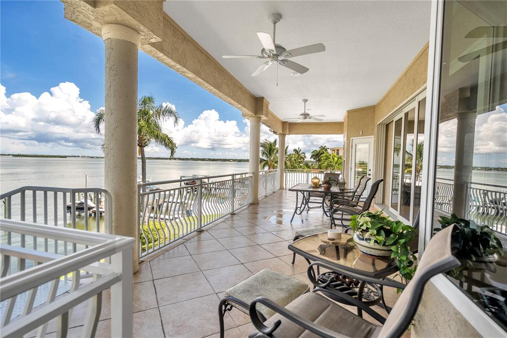 CAPRI ISLE - Residential