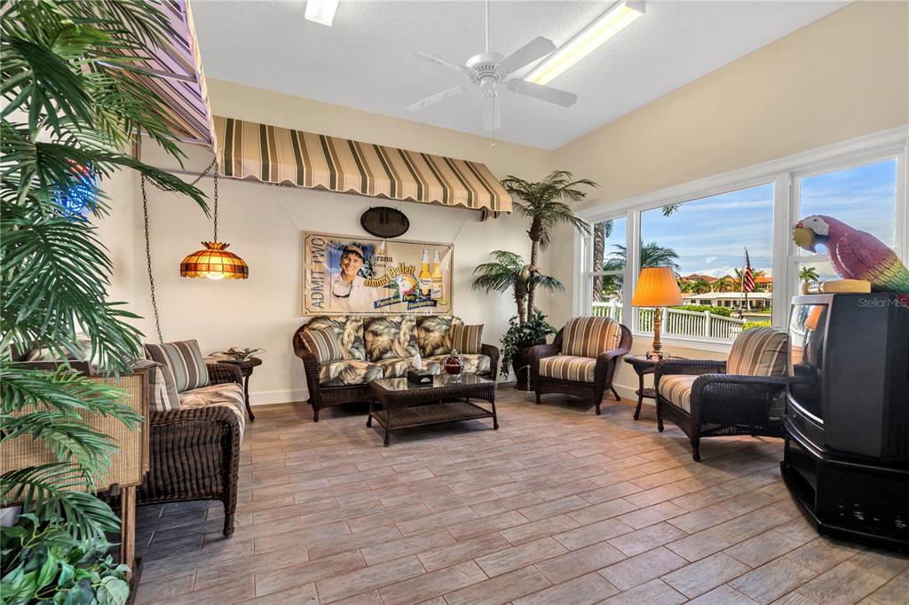 CAPRI ISLE - Residential