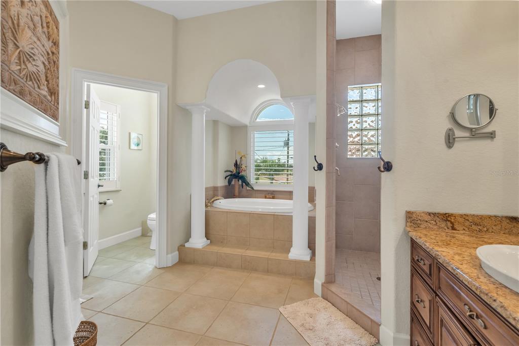 CAPRI ISLE - Residential