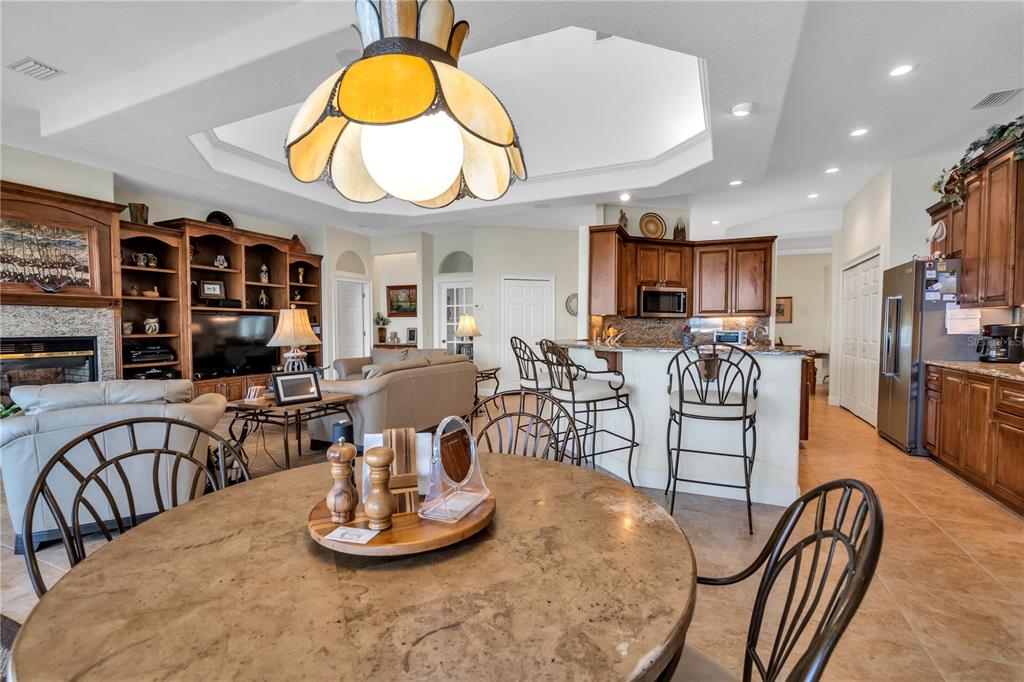 CAPRI ISLE - Residential