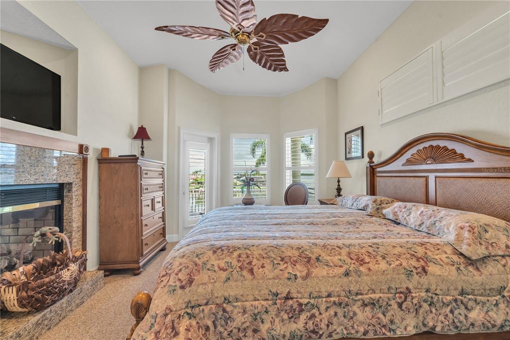 CAPRI ISLE - Residential