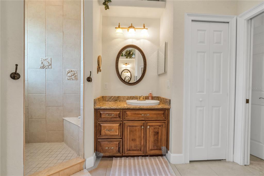 CAPRI ISLE - Residential