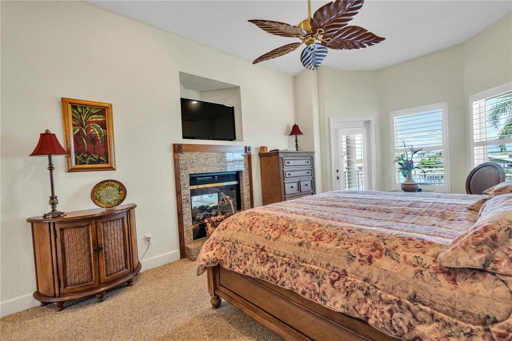 CAPRI ISLE - Residential