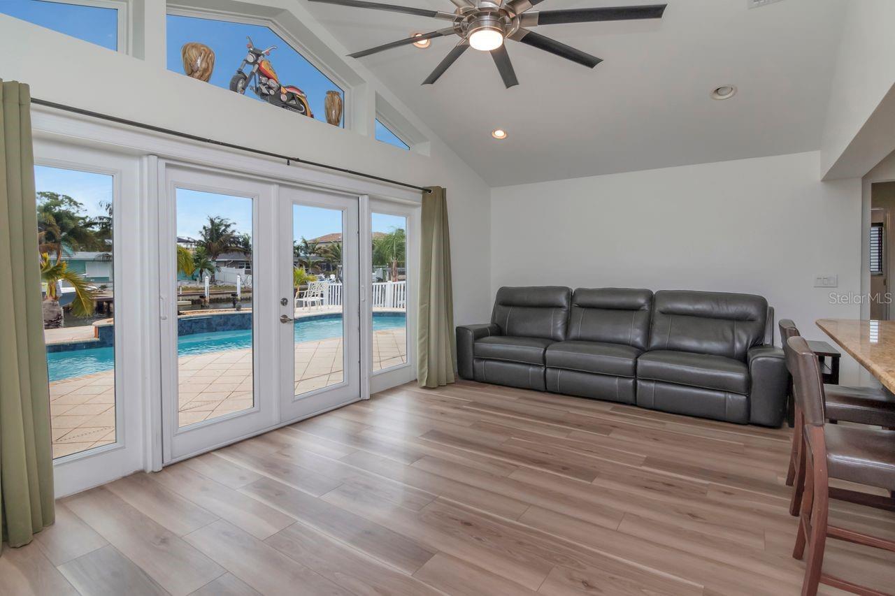 405 DRIFTWOOD DRIVE E