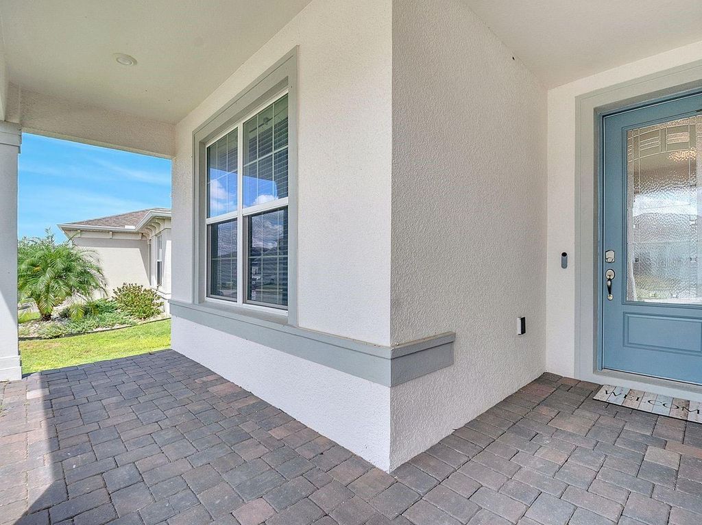 Photo of 4532 Gliding Wave Street, Winter Garden, FL 34787 (MLS # S5136303)