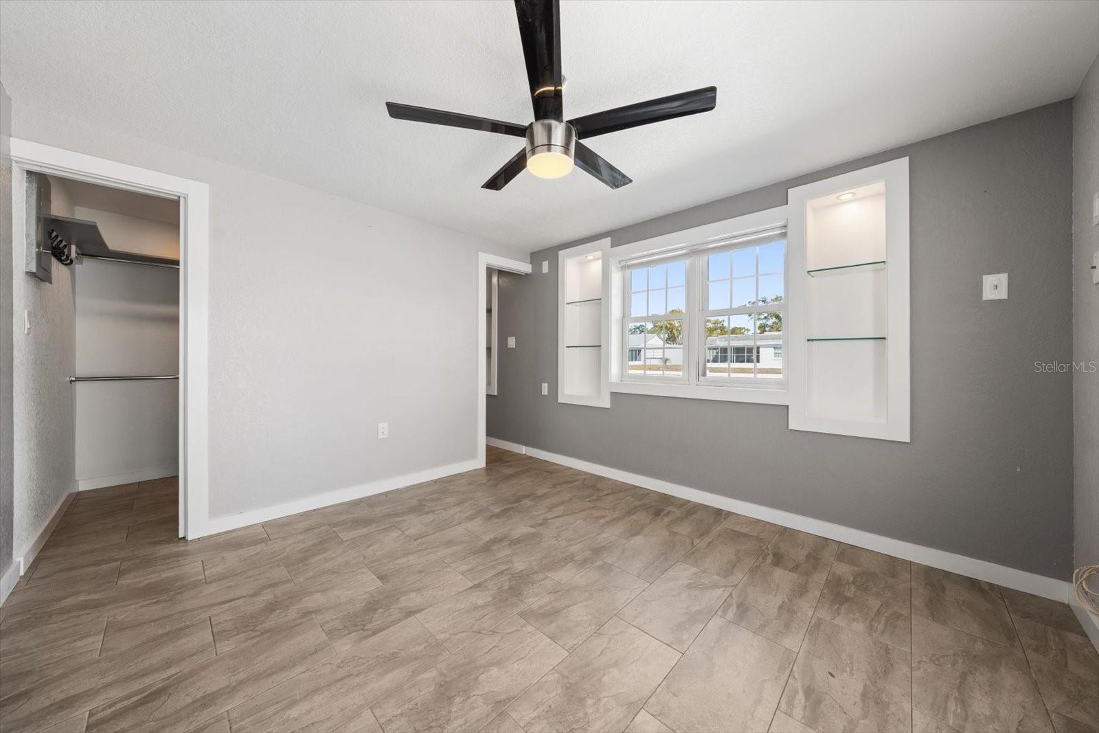 BEACON SQUARE - Residential