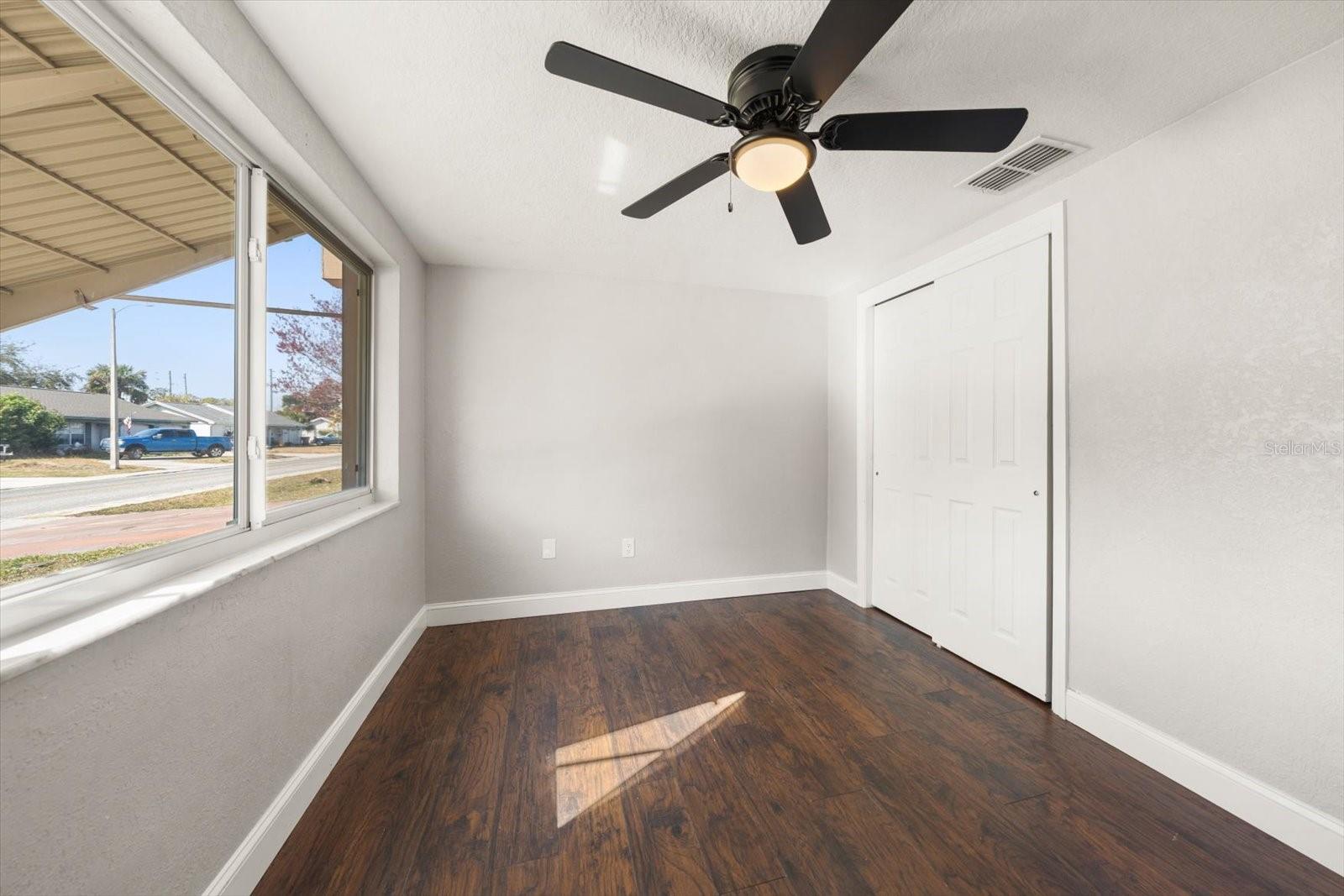 BEACON SQUARE - Residential