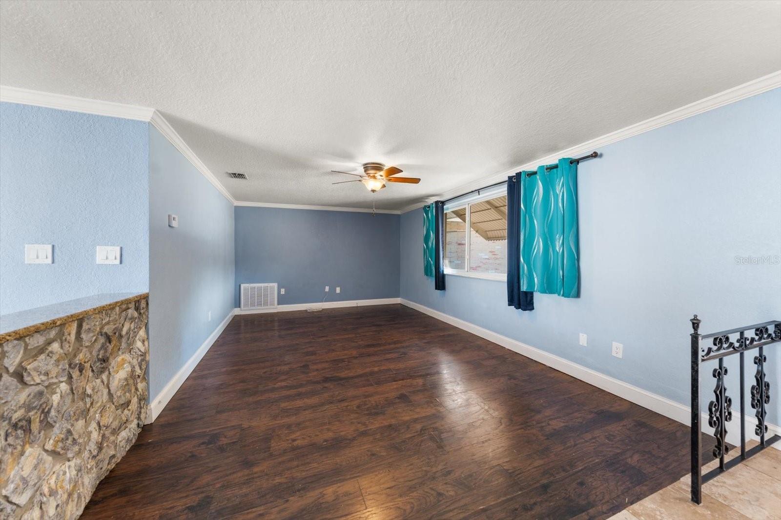 BEACON SQUARE - Residential