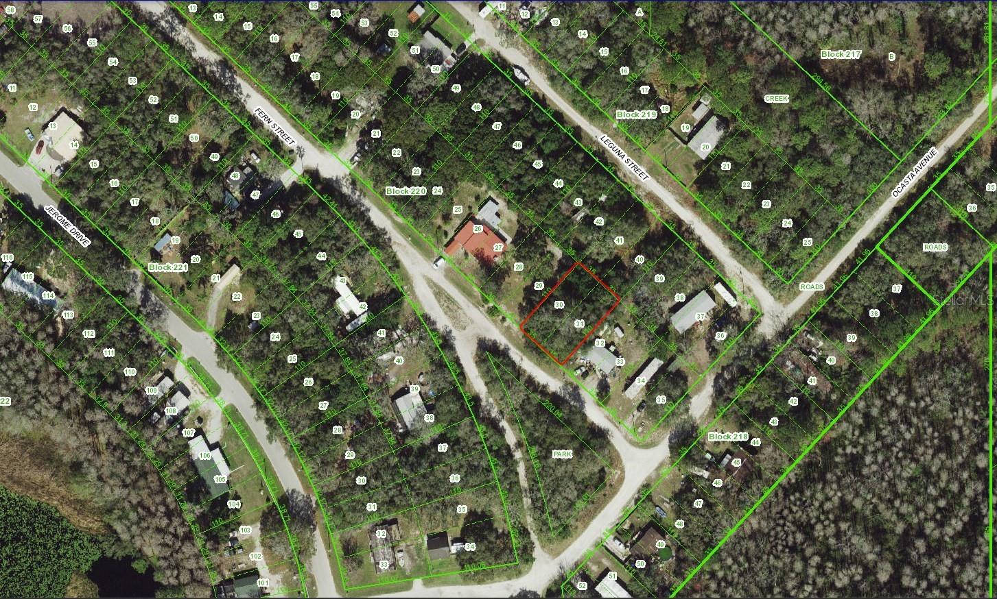 MOON LAKE ESTATES - Land